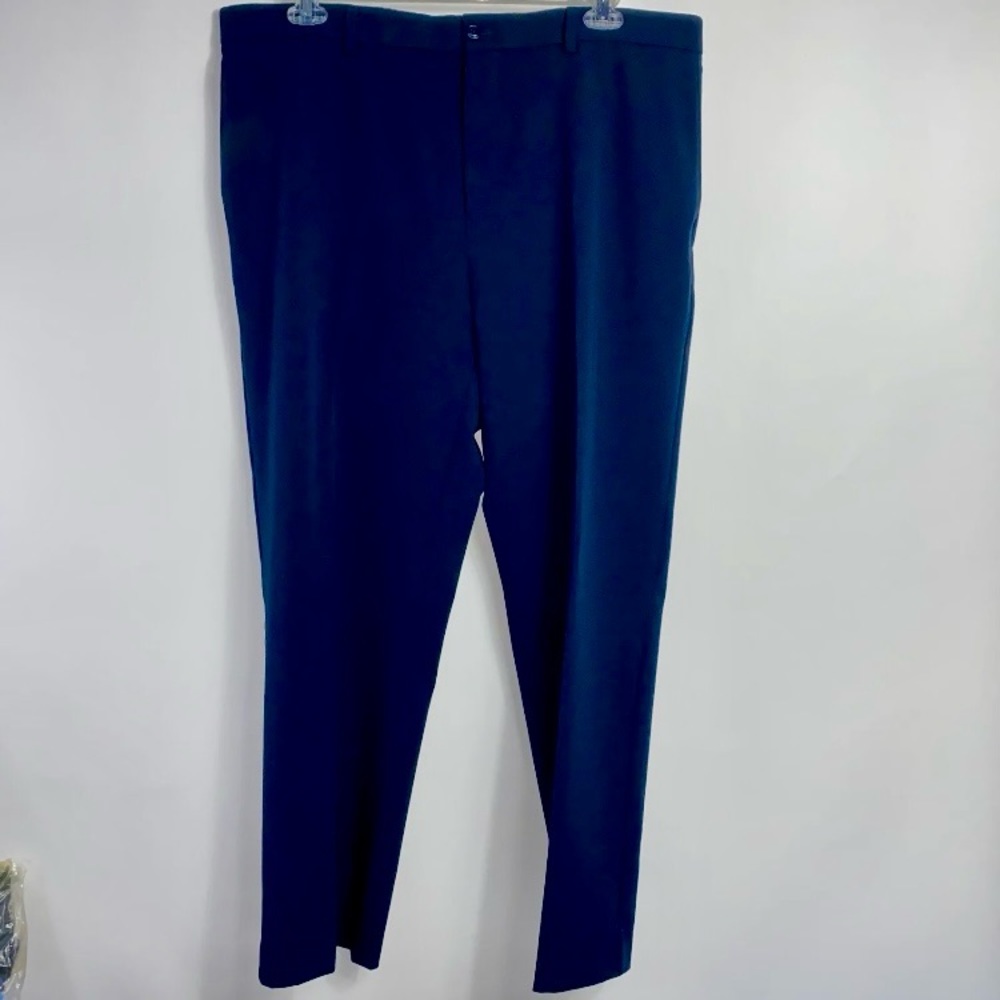 Savane Men’s Flat Front Straight Leg Dress Pants in Navy Size 40x31